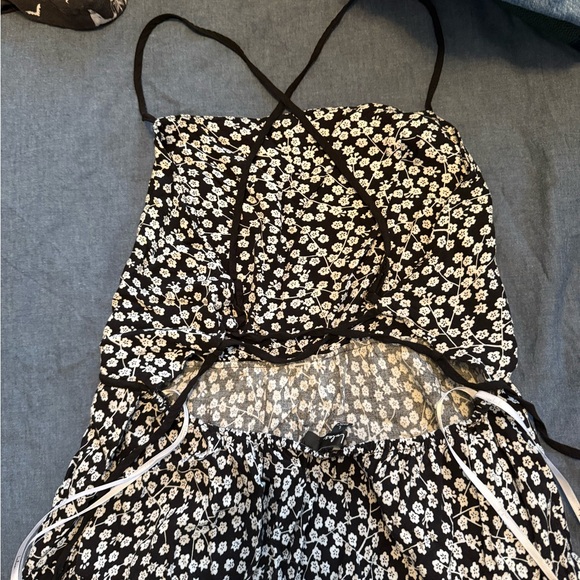 Lulu's Kind Heart Black Floral Print Tiered Lace-Up Midi Dress - Picture 5 of 10